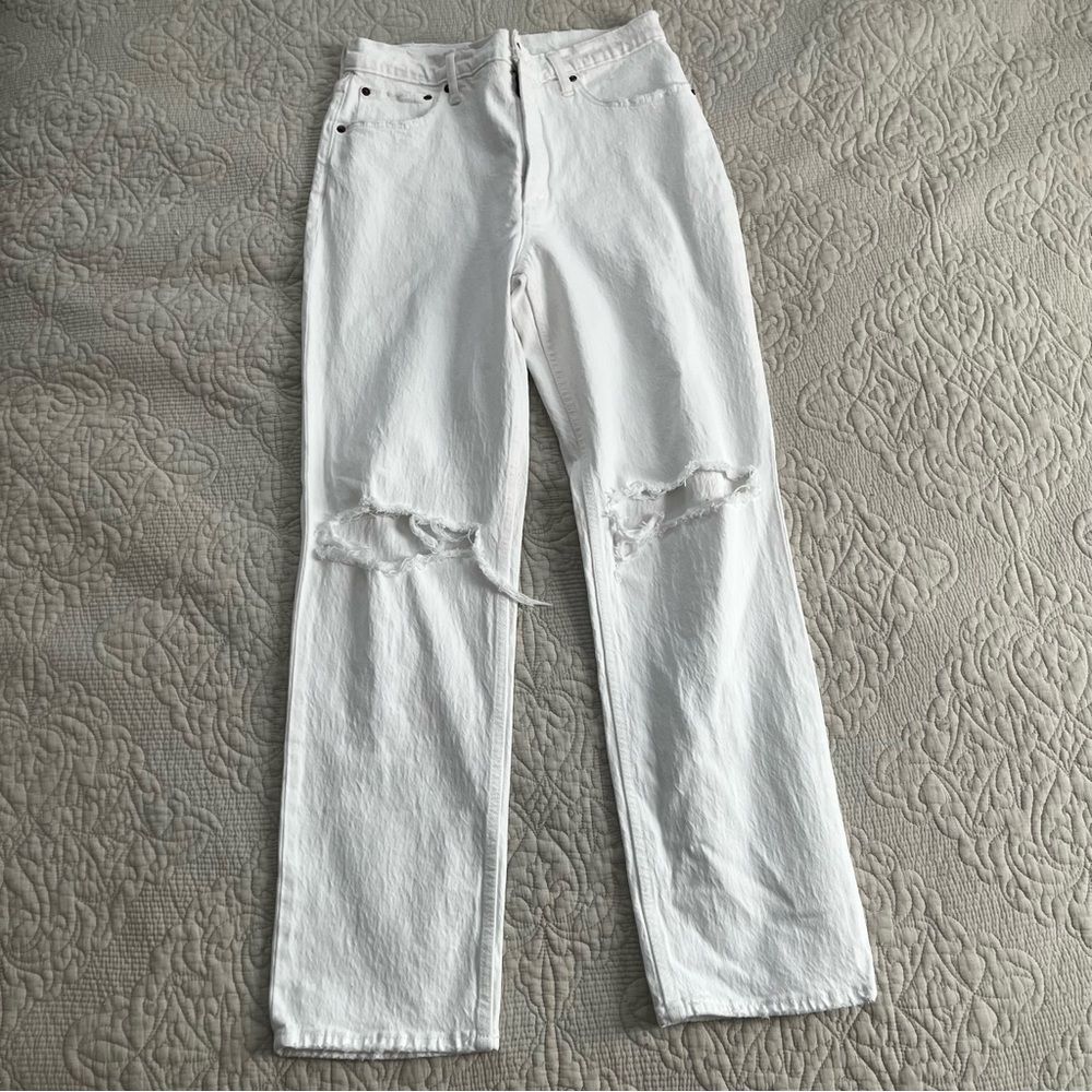 Abercrombie and Fitch 90s Straight Ultra High Rise Distressed White jeans sz 10